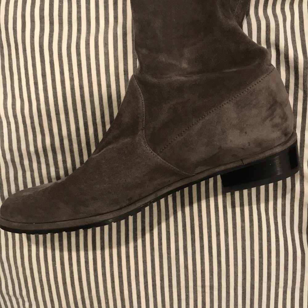 Stuart Weitzman Lowland Grey Suede Boot - image 5